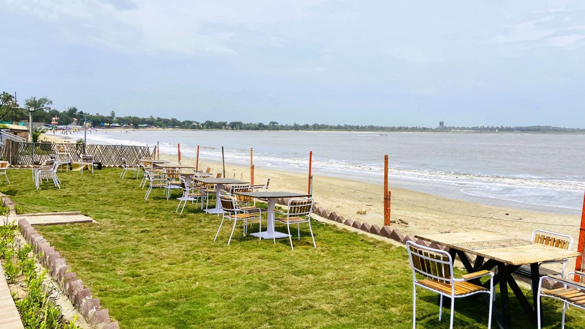 Kamnath Zinc Journey By The Fern, Diu Hotell Exteriör bild