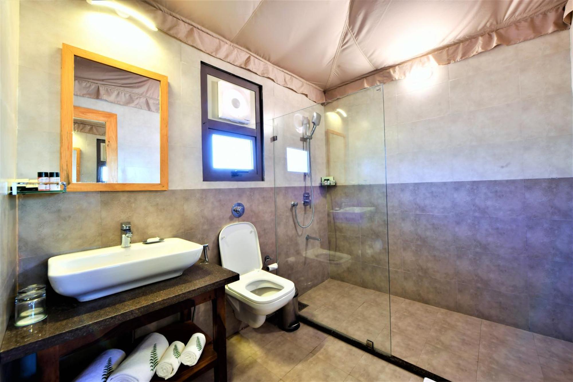 Kamnath Zinc Journey By The Fern, Diu Hotell Exteriör bild