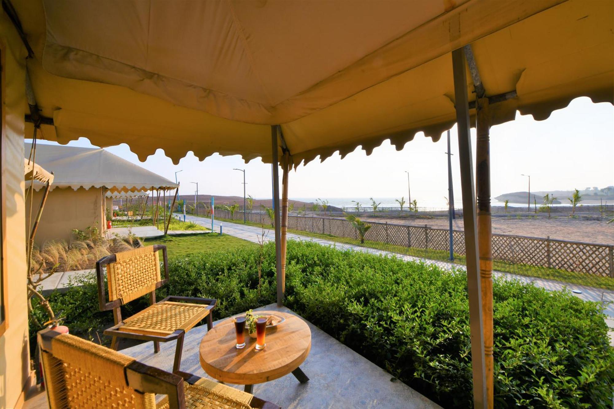 Kamnath Zinc Journey By The Fern, Diu Hotell Exteriör bild